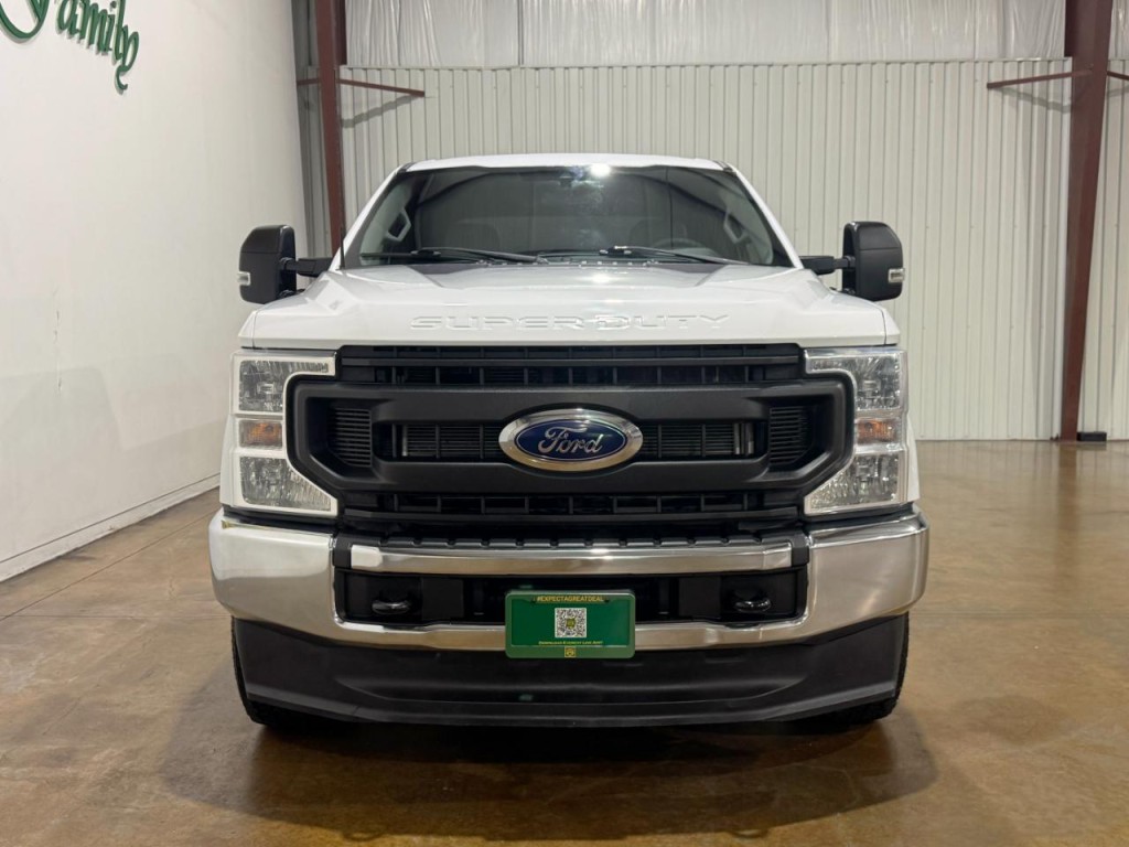 2022 Ford F-250 Image 2