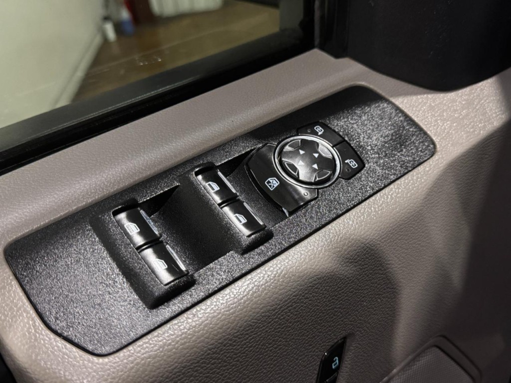 2022 Ford F-250 Image 25