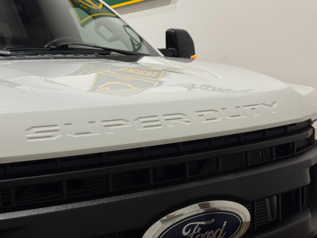 2022 Ford F-250 Image 43