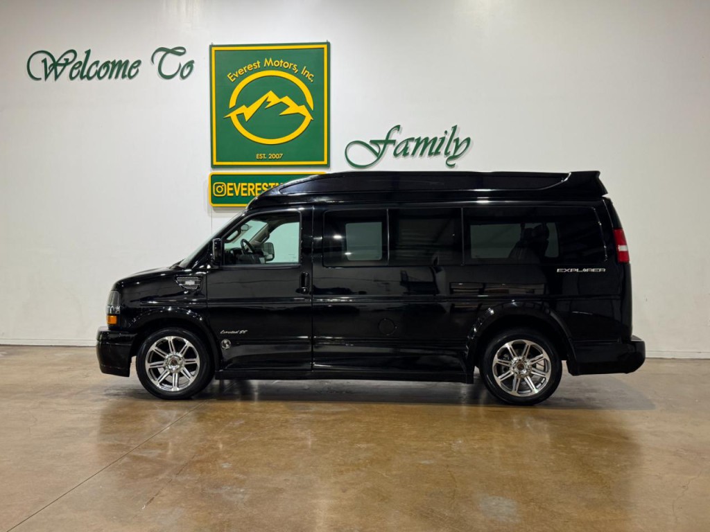 2018 Chevrolet Express Image 4