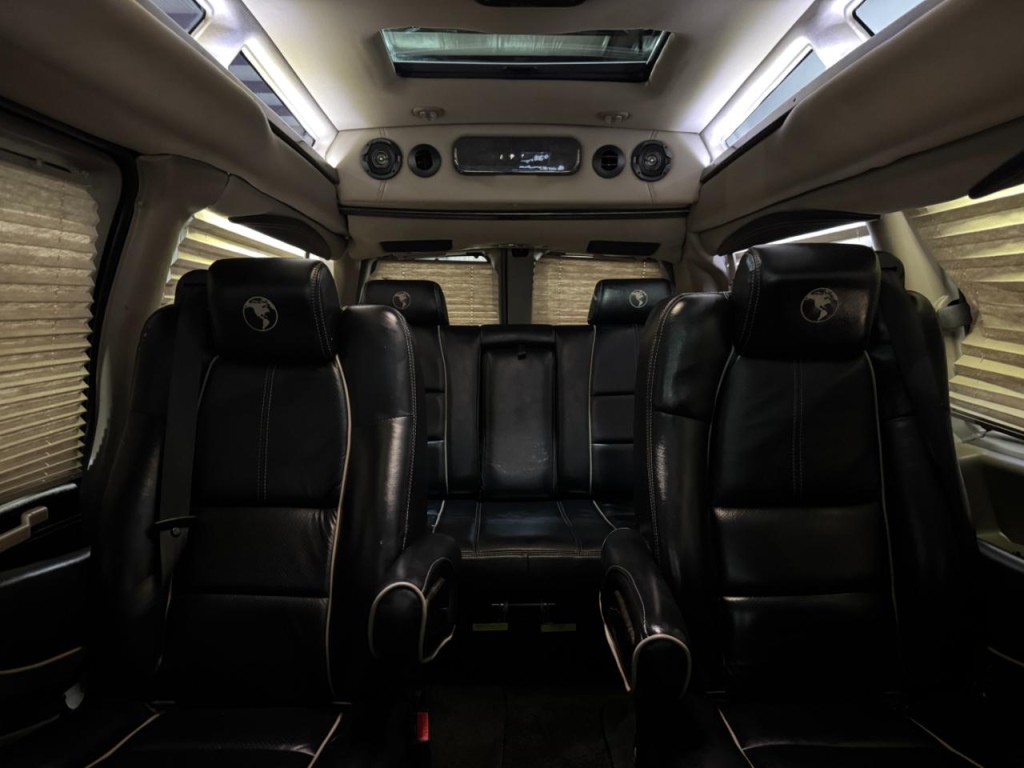 2018 Chevrolet Express Image 18