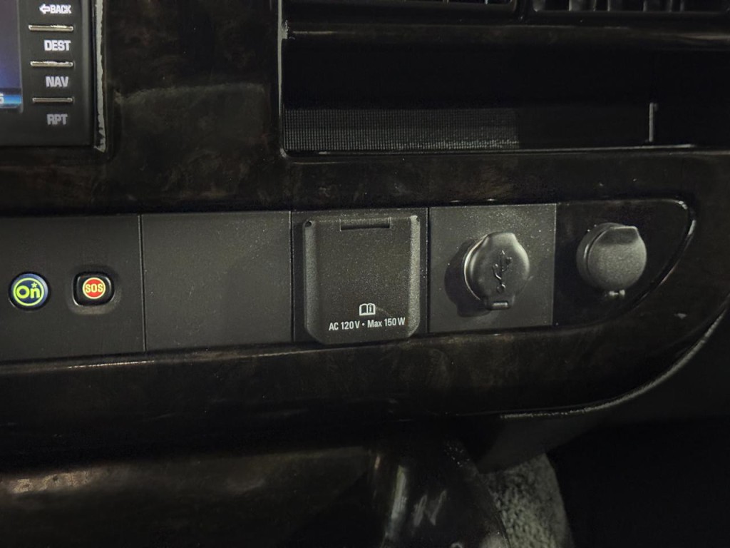 2018 Chevrolet Express Image 27