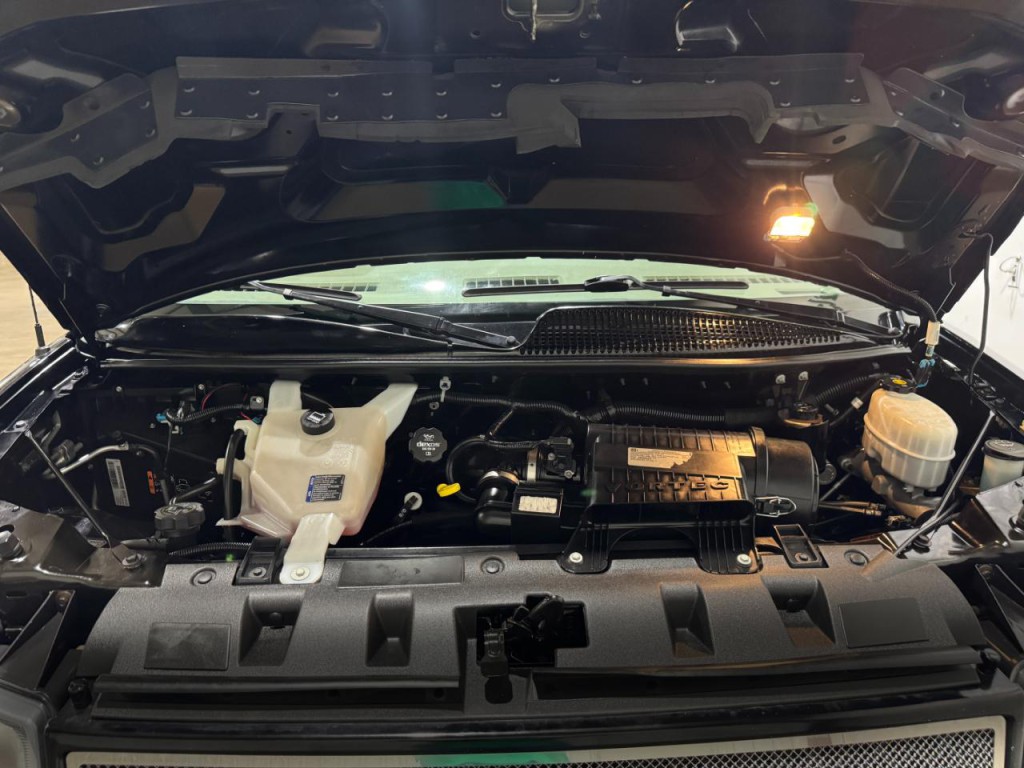 2018 Chevrolet Express Image 48