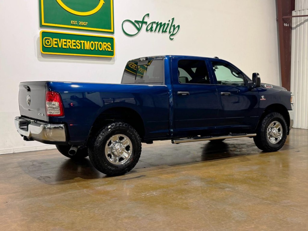 2024 RAM 2500 Image 8