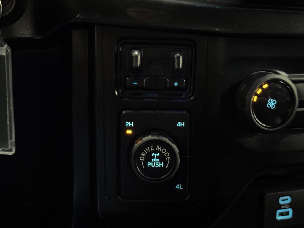 2023 Ford F-150 Image 32