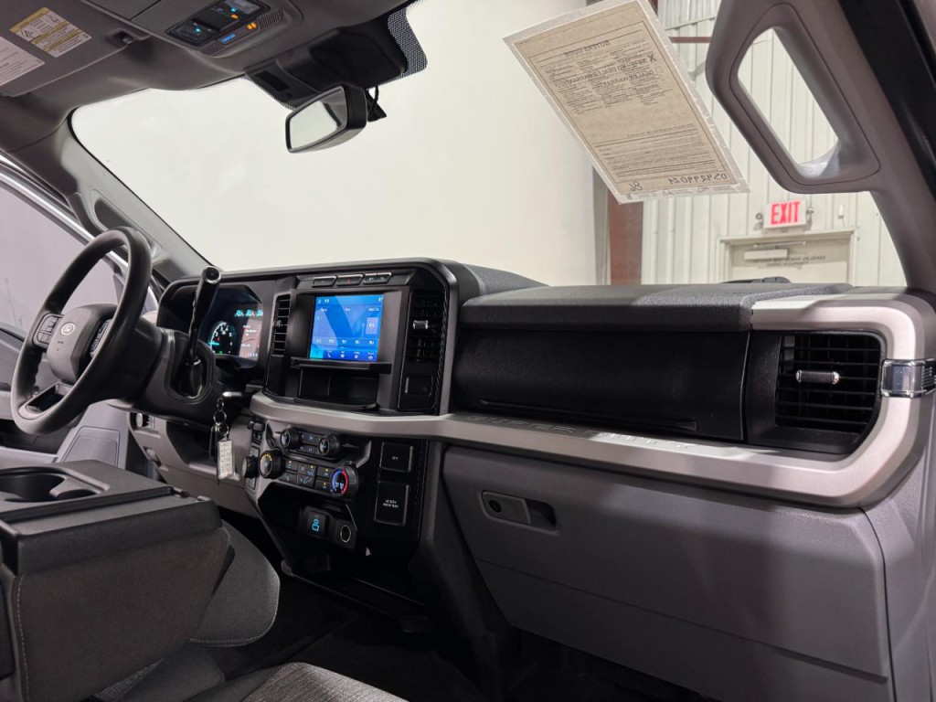 2023 Ford F-250 Image 11