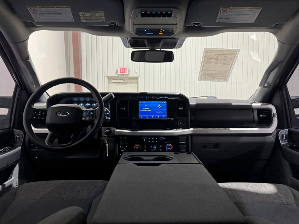 2023 Ford F-250 Image 19