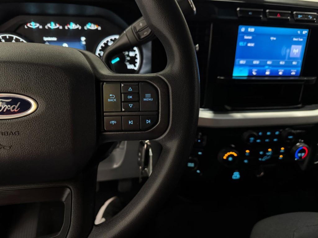 2023 Ford F-250 Image 22
