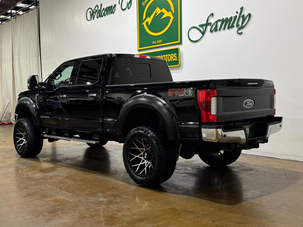 2017 Ford F-250 Image 6