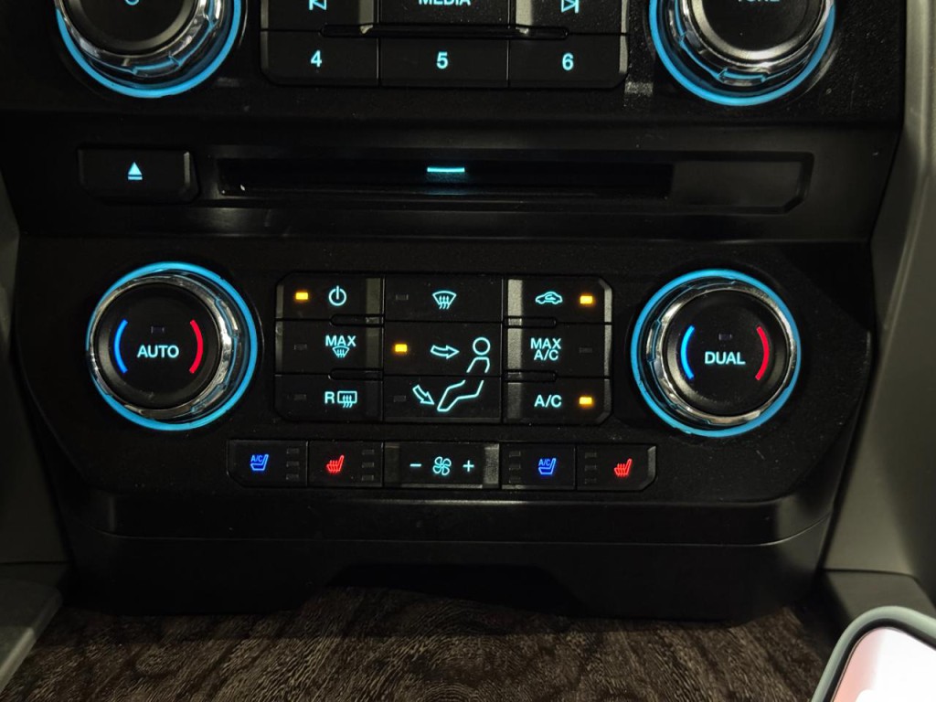 2017 Ford F-250 Image 34