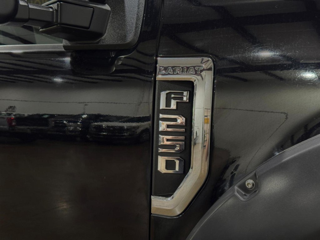 2017 Ford F-250 Image 56