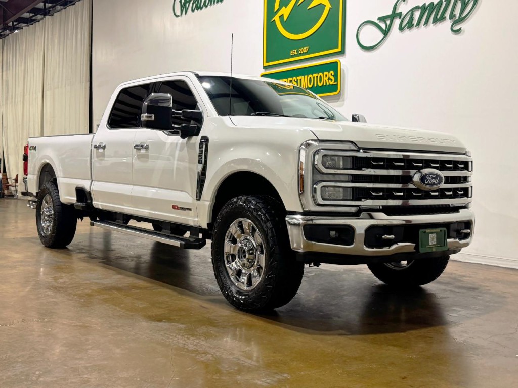 2024 Ford F-350 Image 2