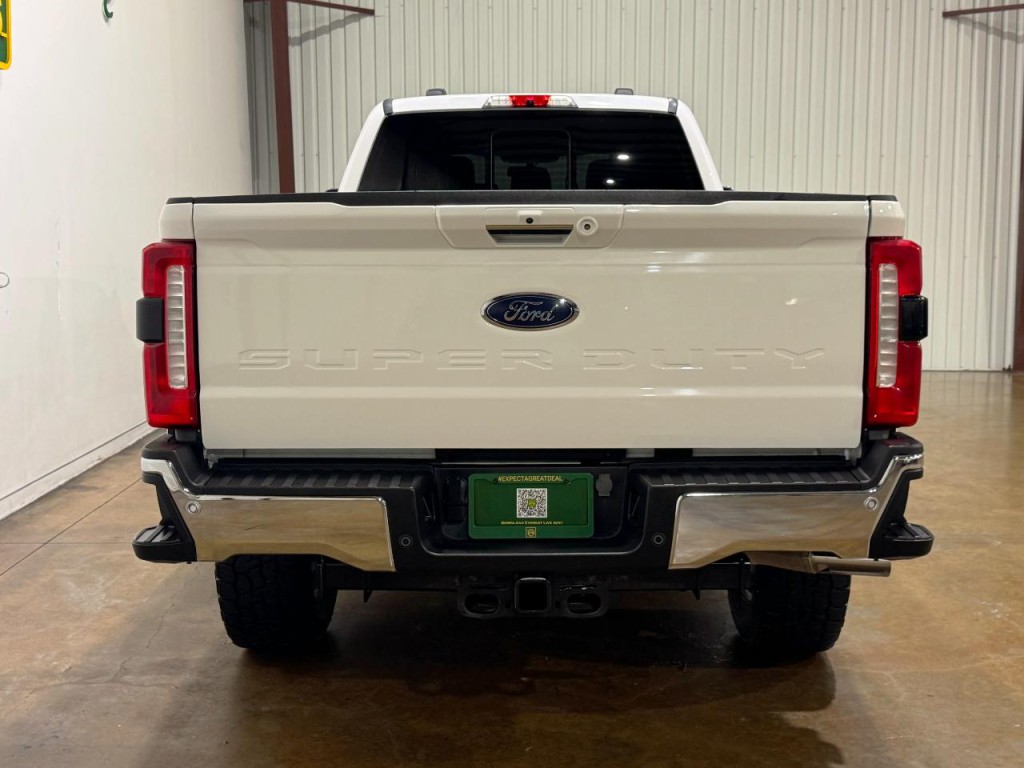 2024 Ford F-350 Image 8