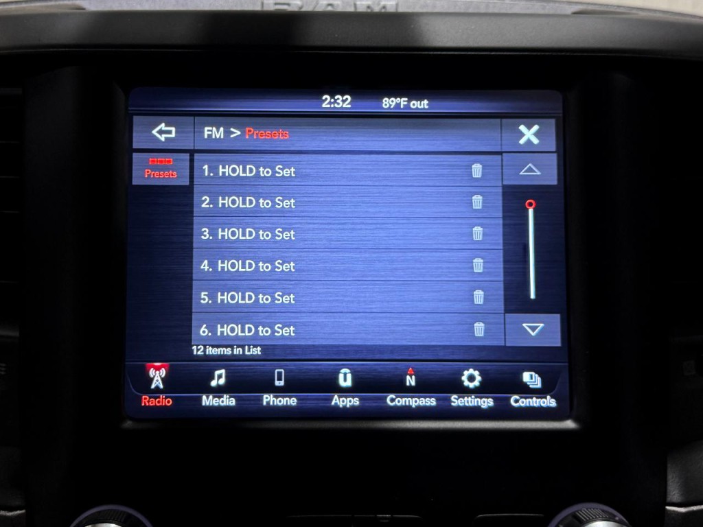 2021 RAM 3500 Image 12