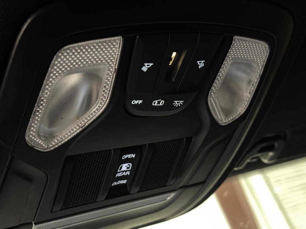 2021 RAM 3500 Image 31
