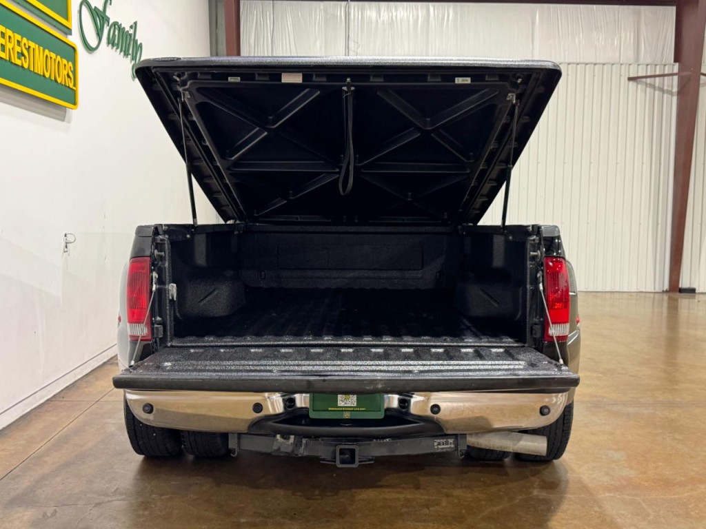 2005 Ford F-350 Image 35