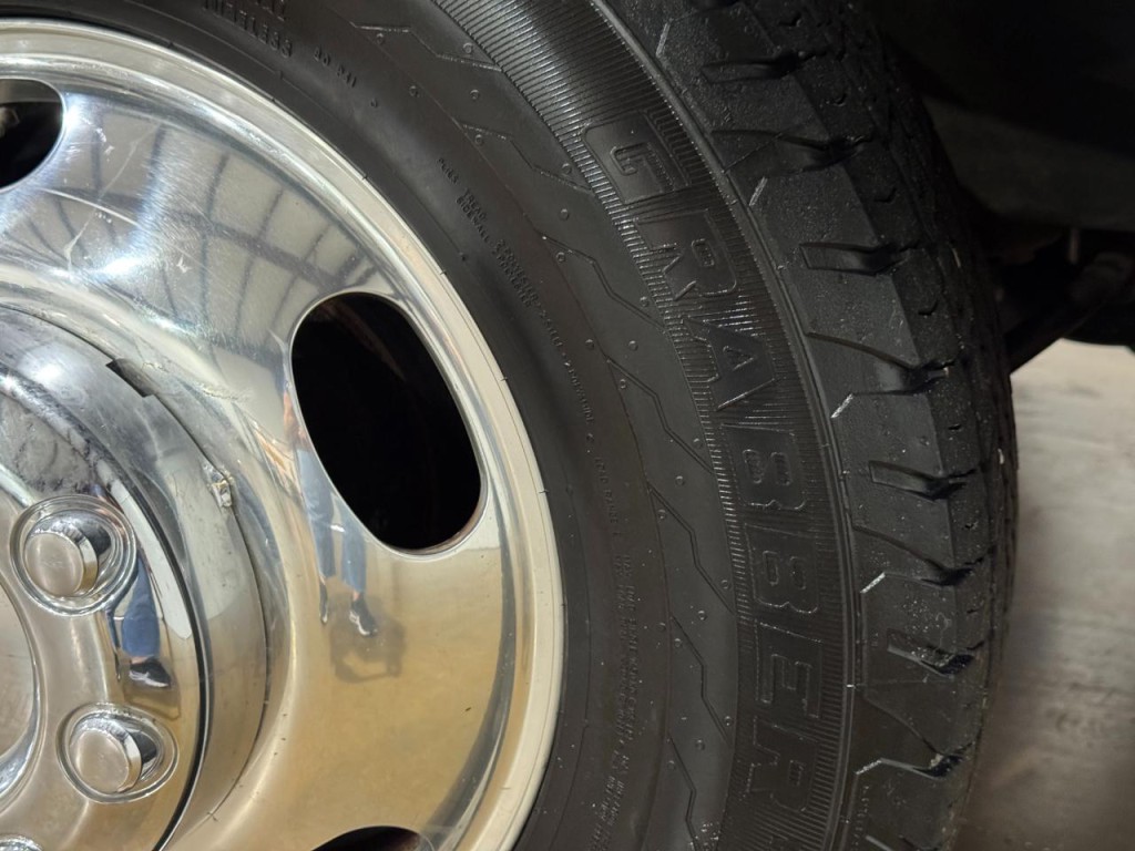 2005 Ford F-350 Image 41