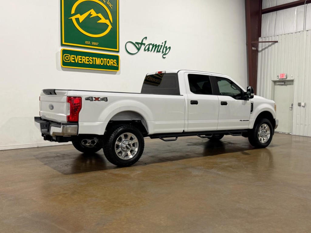 2017 Ford F-350 Image 8
