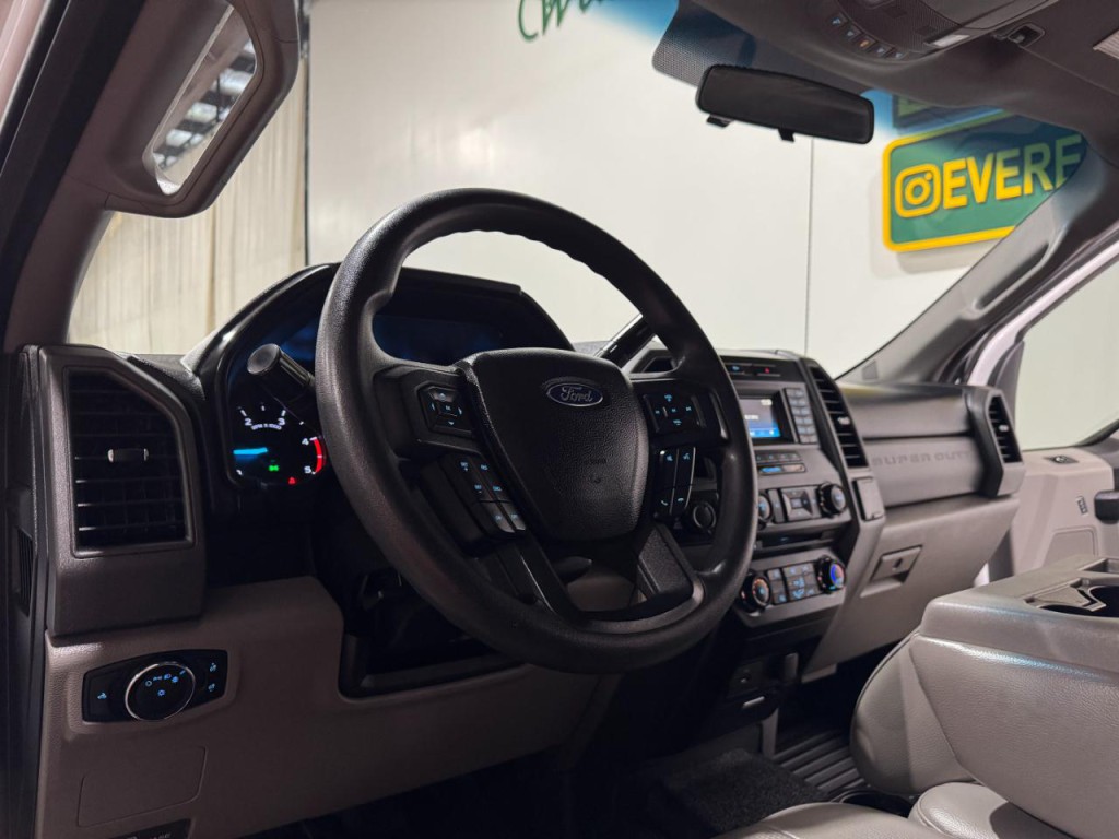 2017 Ford F-350 Image 10
