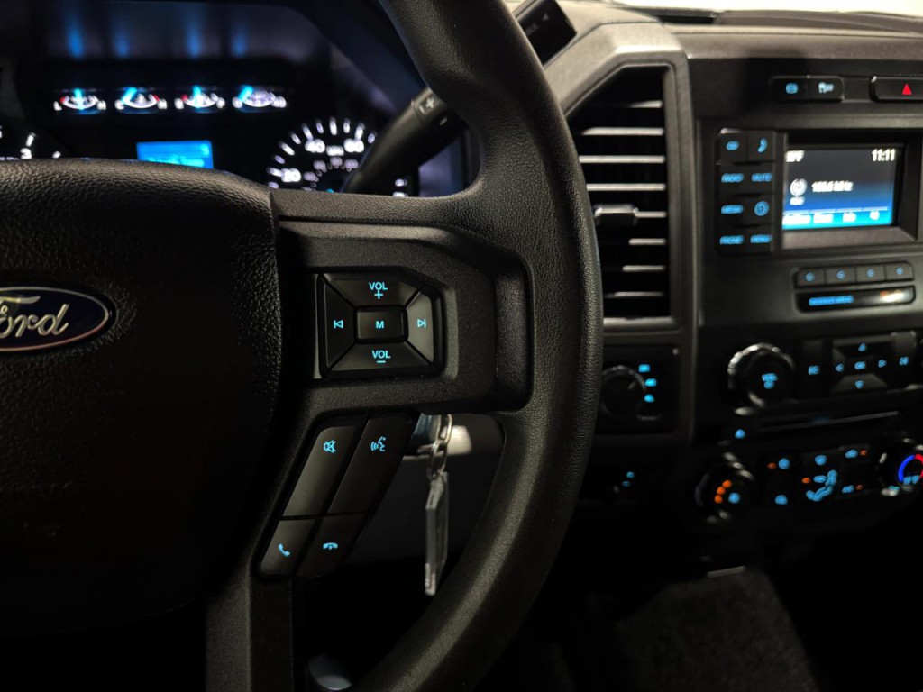 2017 Ford F-350 Image 23