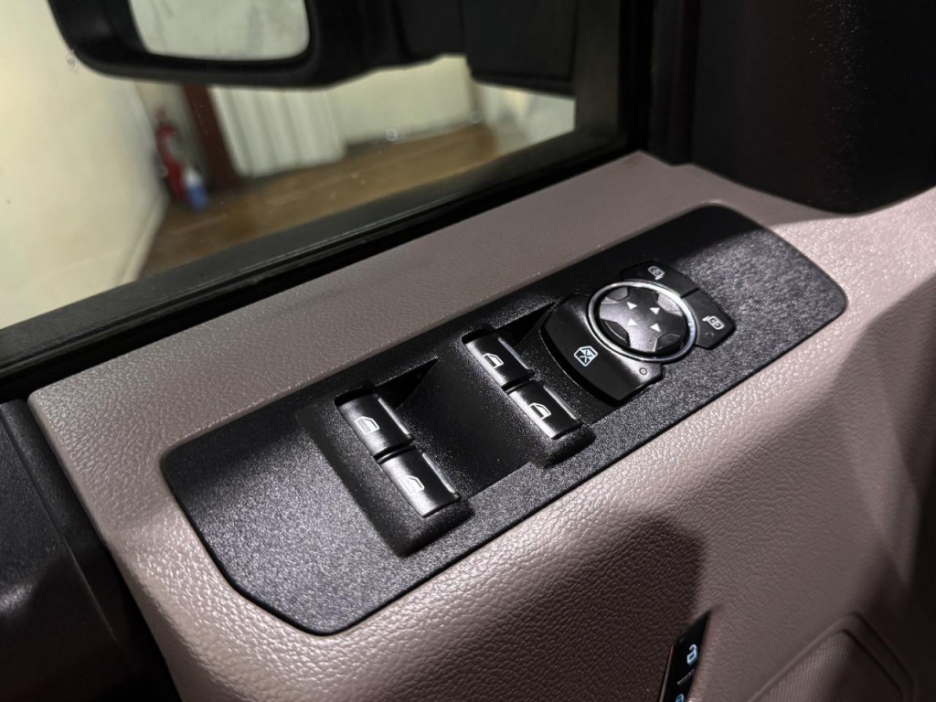 2017 Ford F-350 Image 29