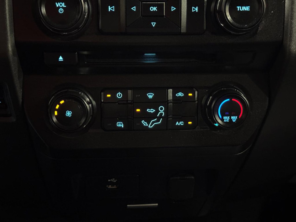2017 Ford F-350 Image 33