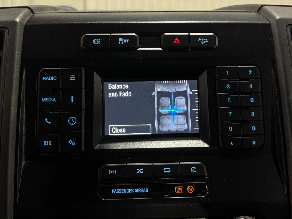 2022 Ford F-350 Image 9