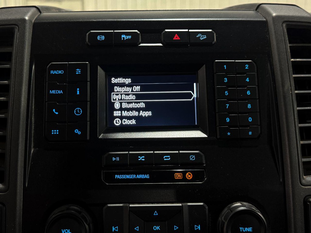 2022 Ford F-350 Image 11