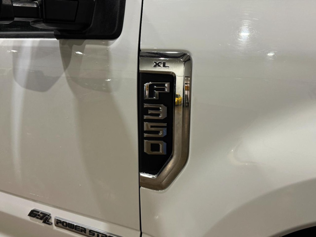 2022 Ford F-350 Image 18