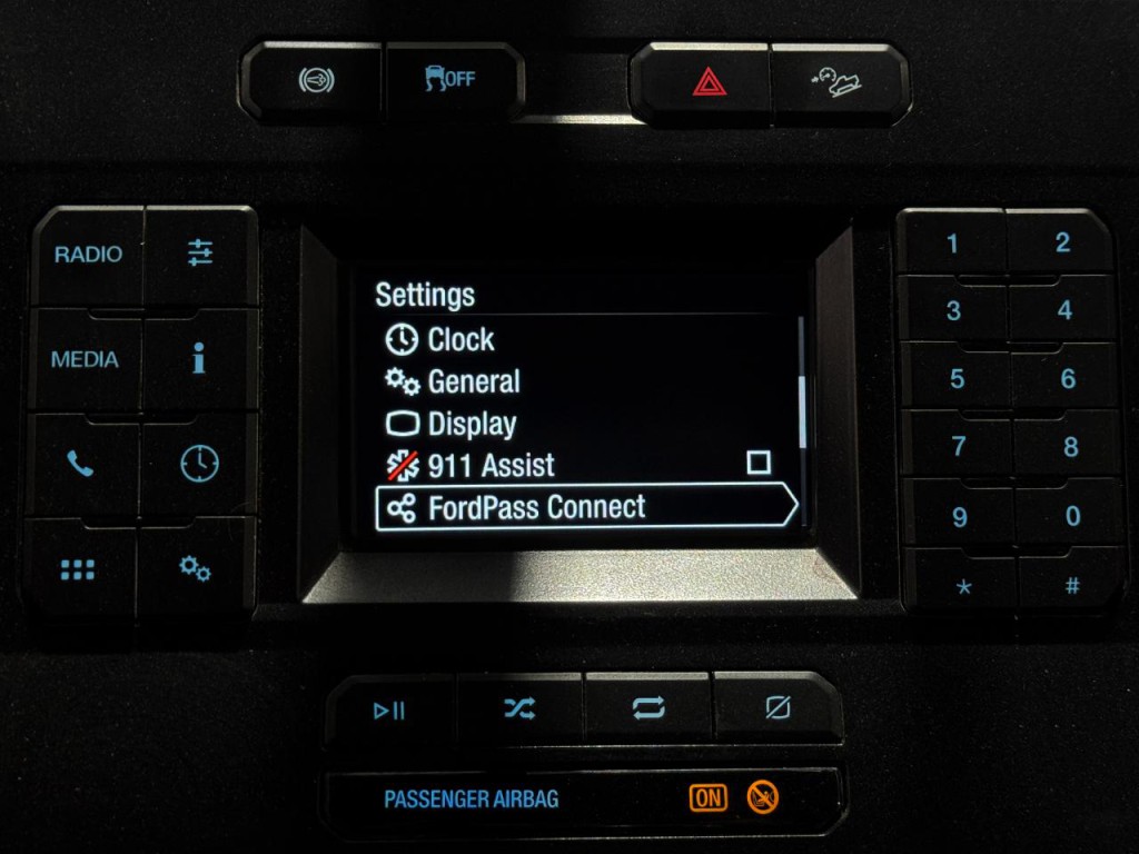 2022 Ford F-350 Image 6