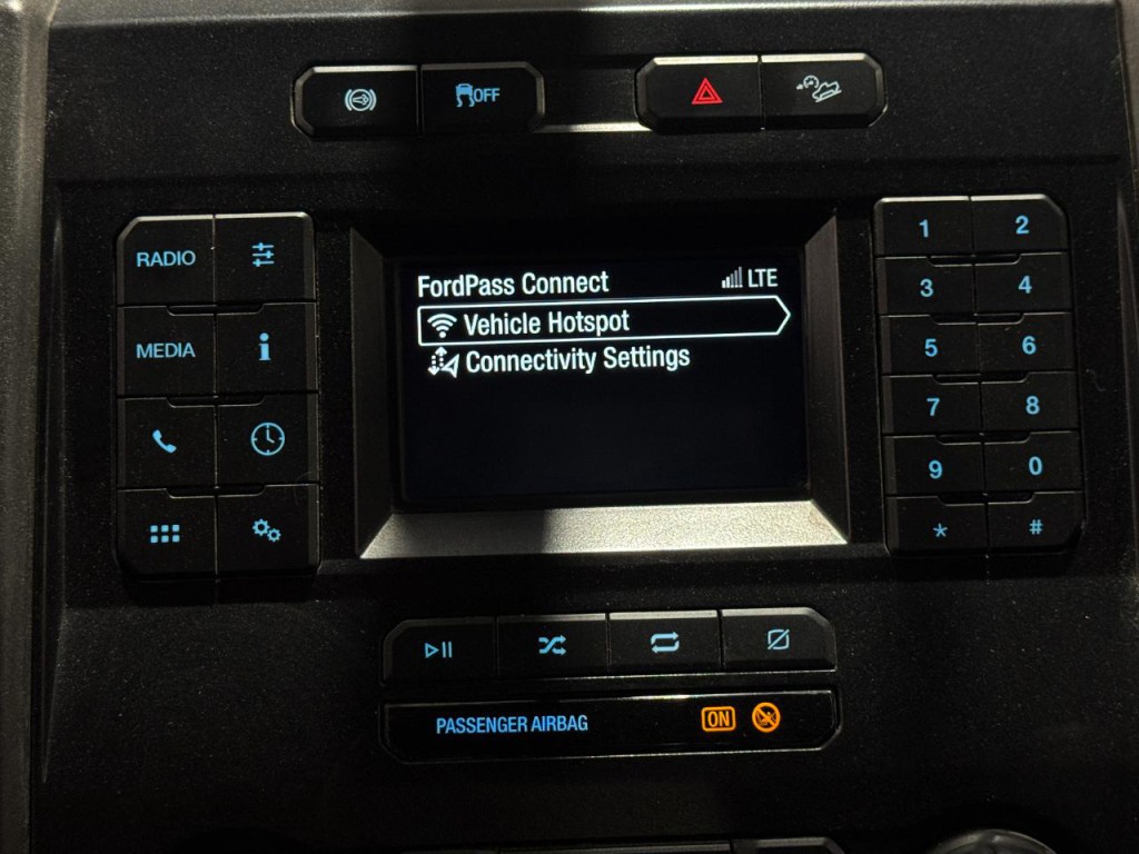 2022 Ford F-350 Image 13