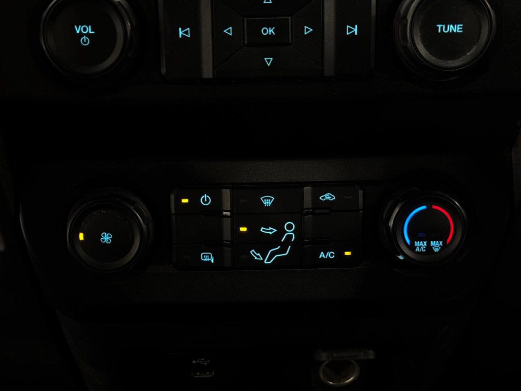2022 Ford F-350 Image 17