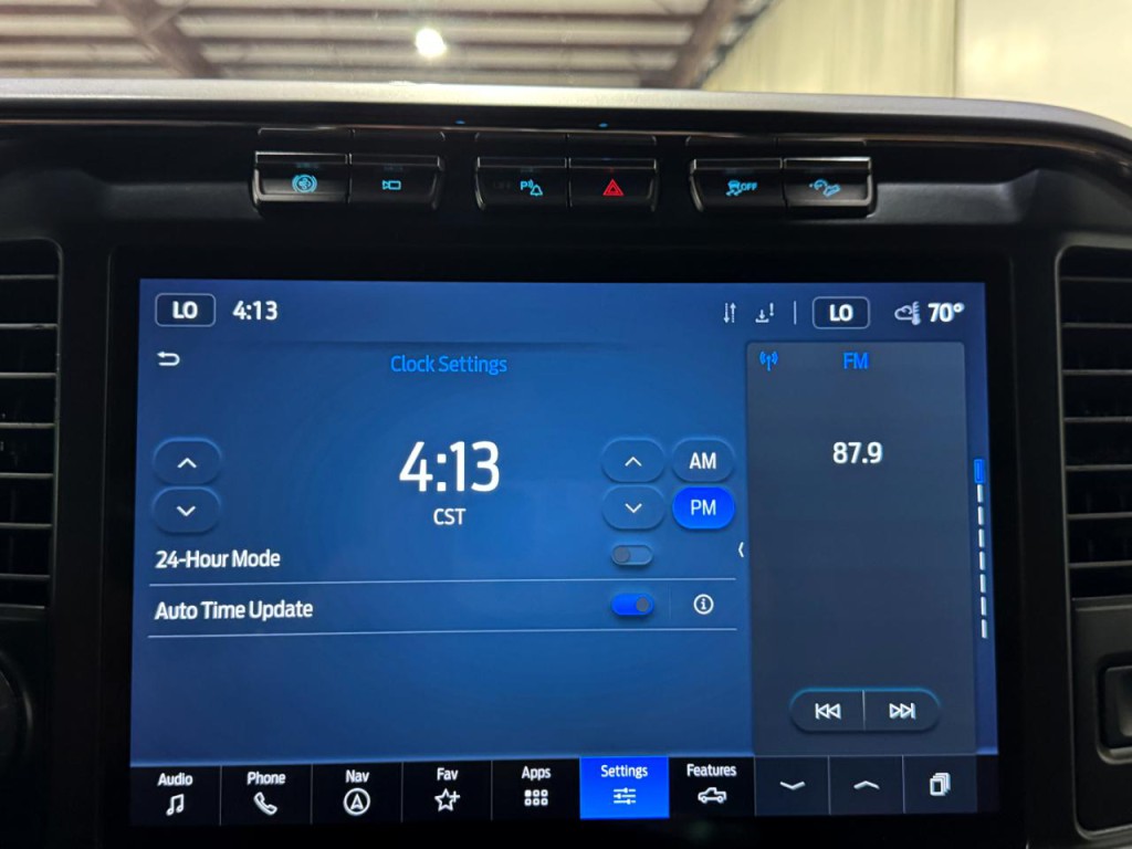 2023 Ford F-350 Image 21
