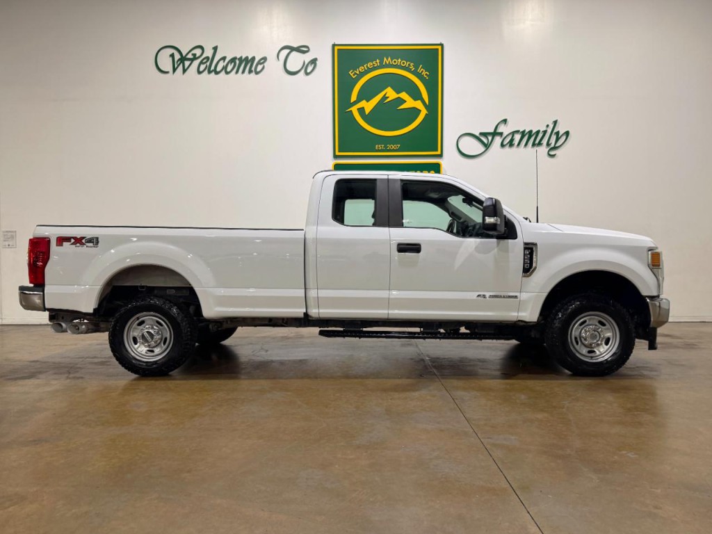 2022 Ford F-250 Image 2
