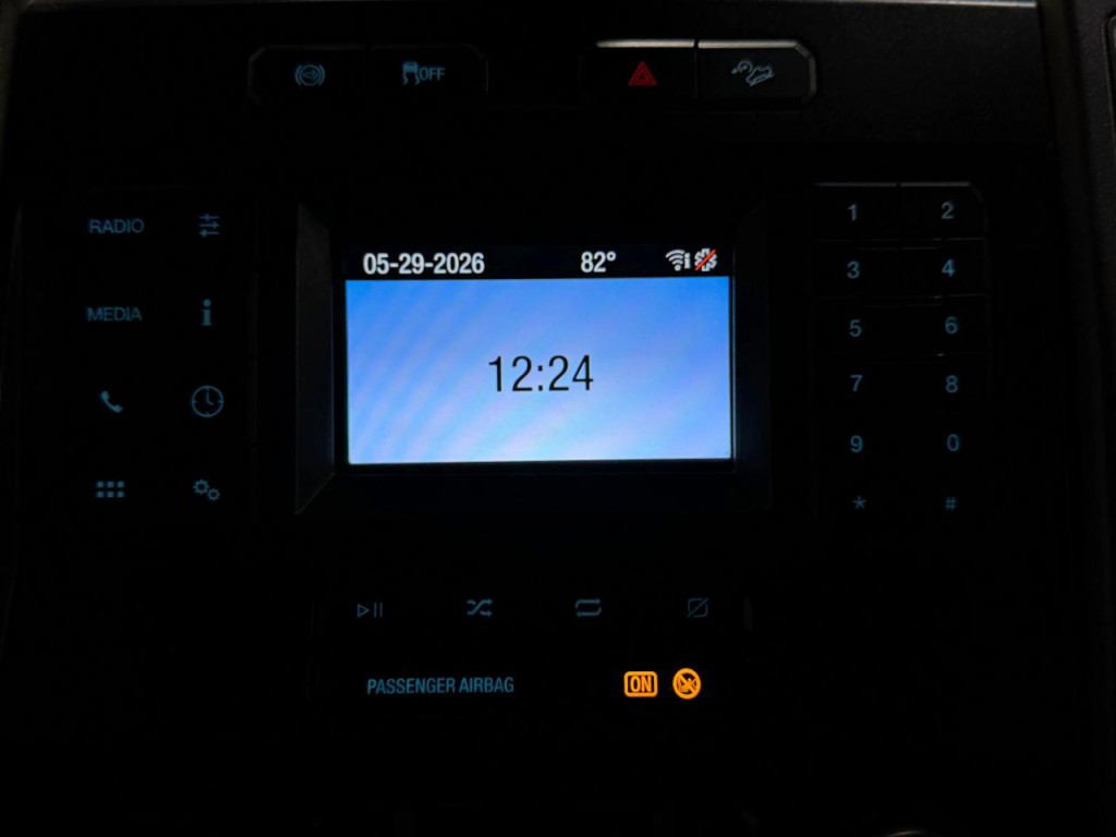 2022 Ford F-250 Image 6