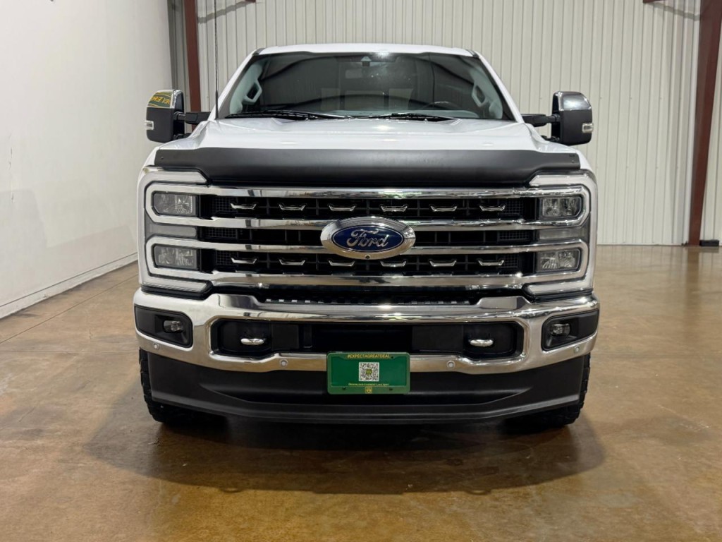 2024 Ford F-250 Image 2