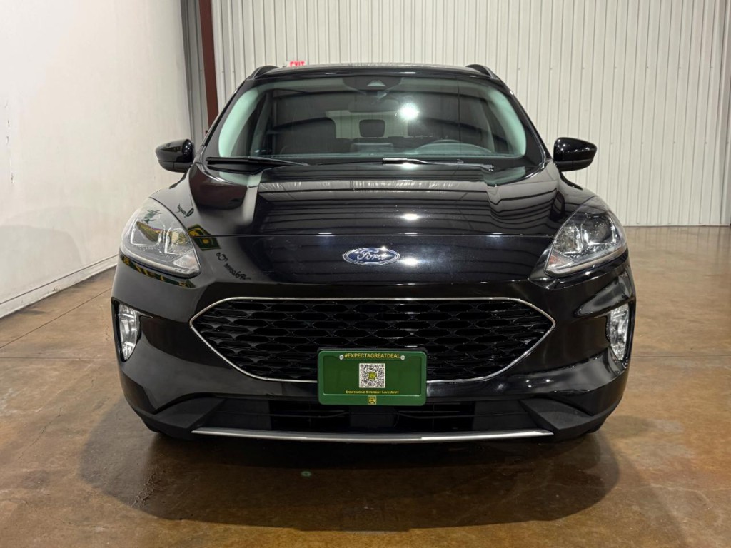 2021 Ford Escape Image 2