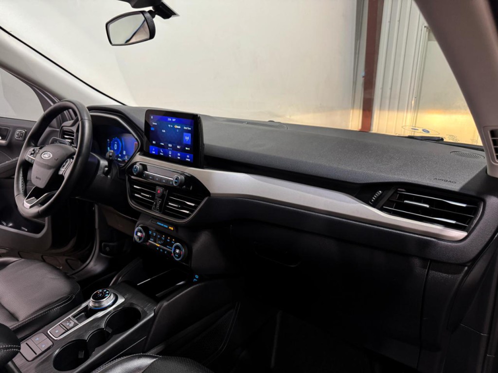 2021 Ford Escape Image 11