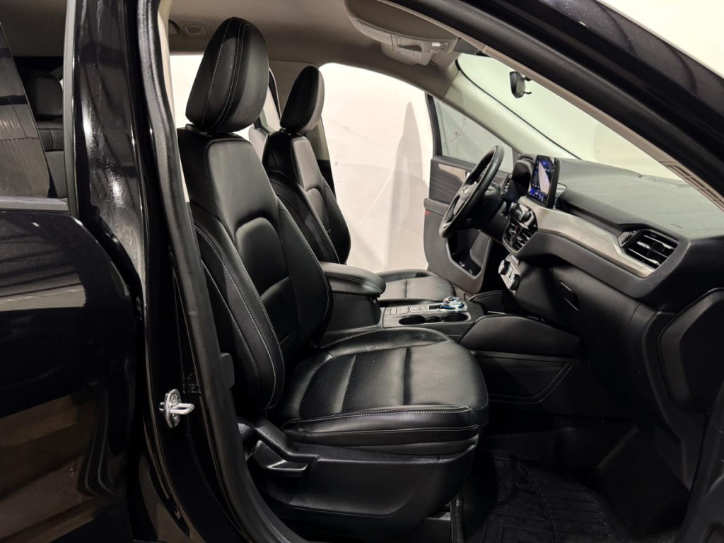 2021 Ford Escape Image 13
