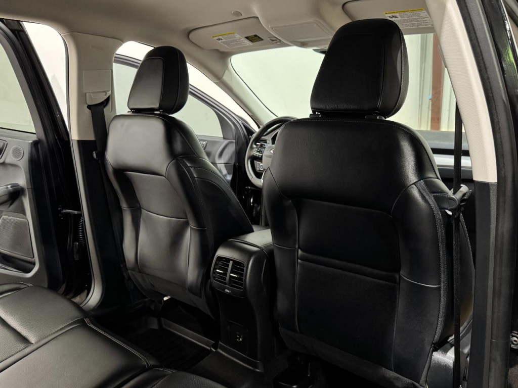 2021 Ford Escape Image 14