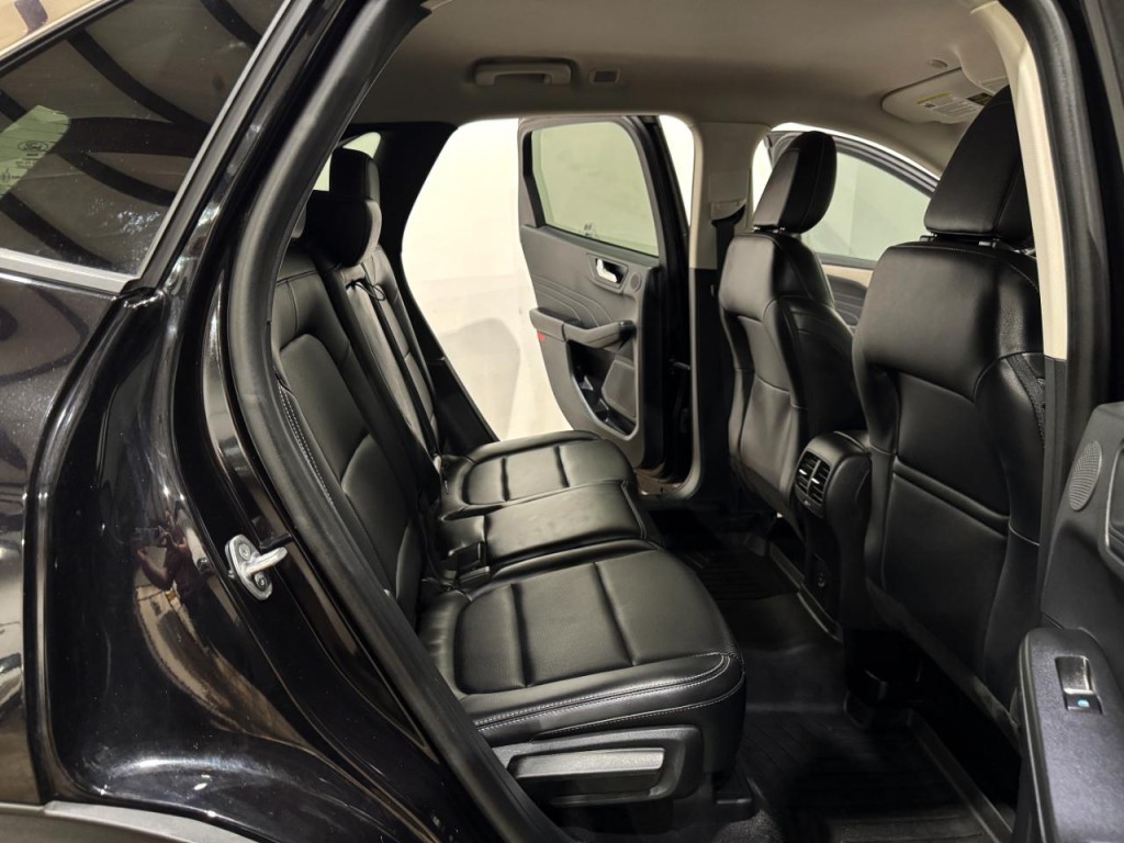 2021 Ford Escape Image 16