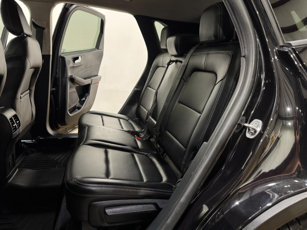 2021 Ford Escape Image 17