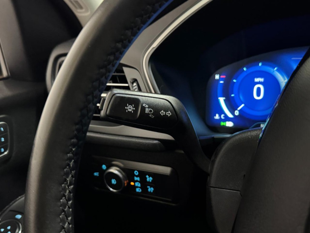 2021 Ford Escape Image 22