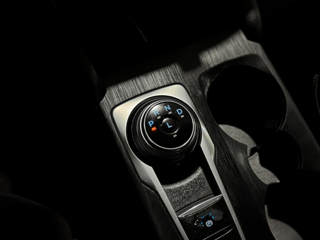 2021 Ford Escape Image 25
