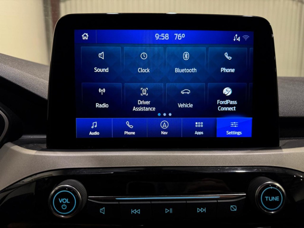 2021 Ford Escape Image 38
