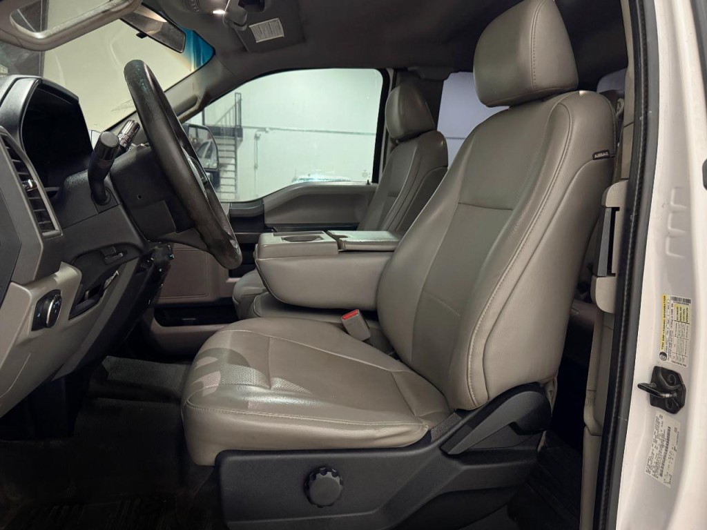 2017 Ford F-250 Image 6