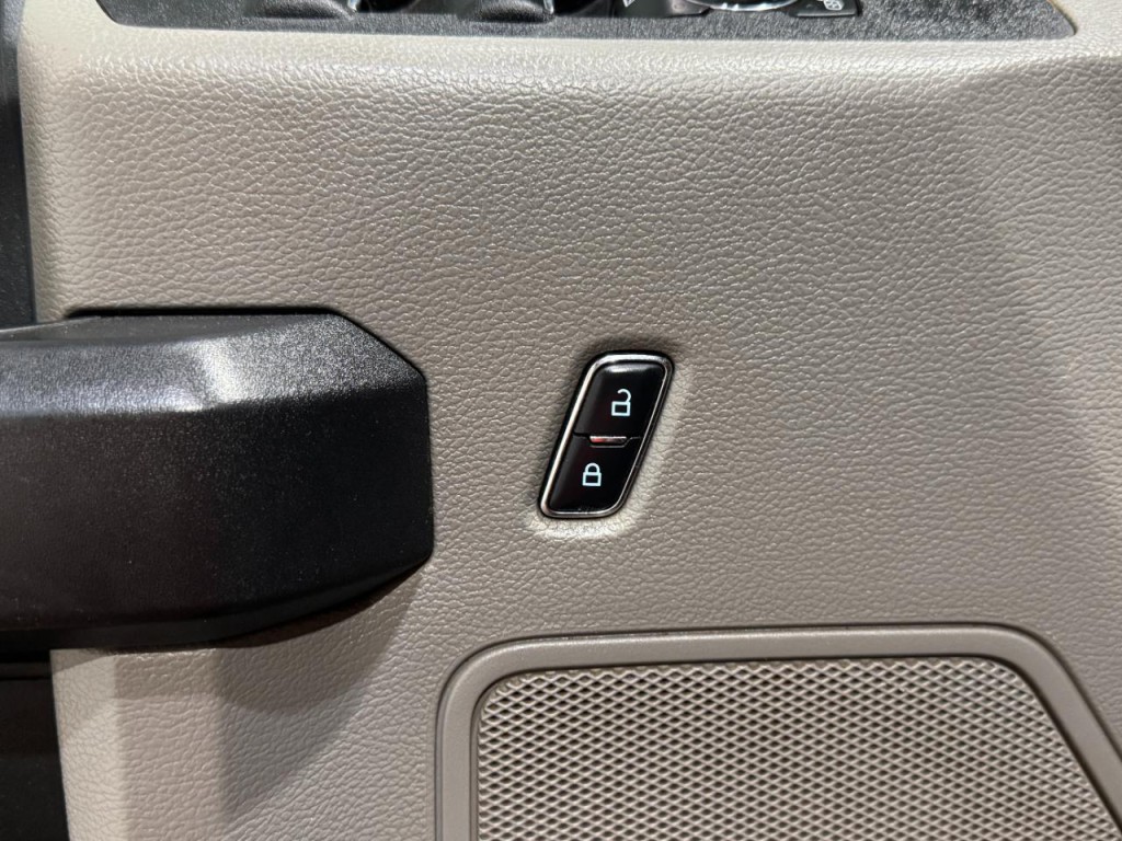 2017 Ford F-250 Image 7