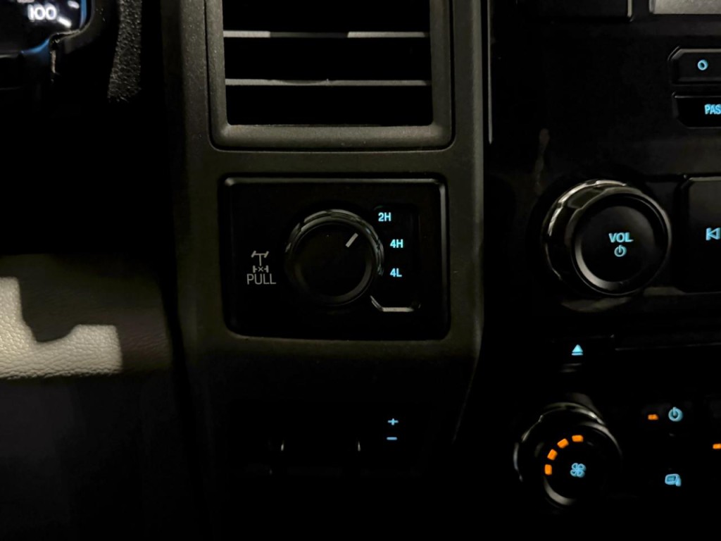 2017 Ford F-250 Image 12