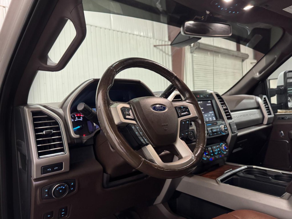 2019 Ford F-350 Image 3