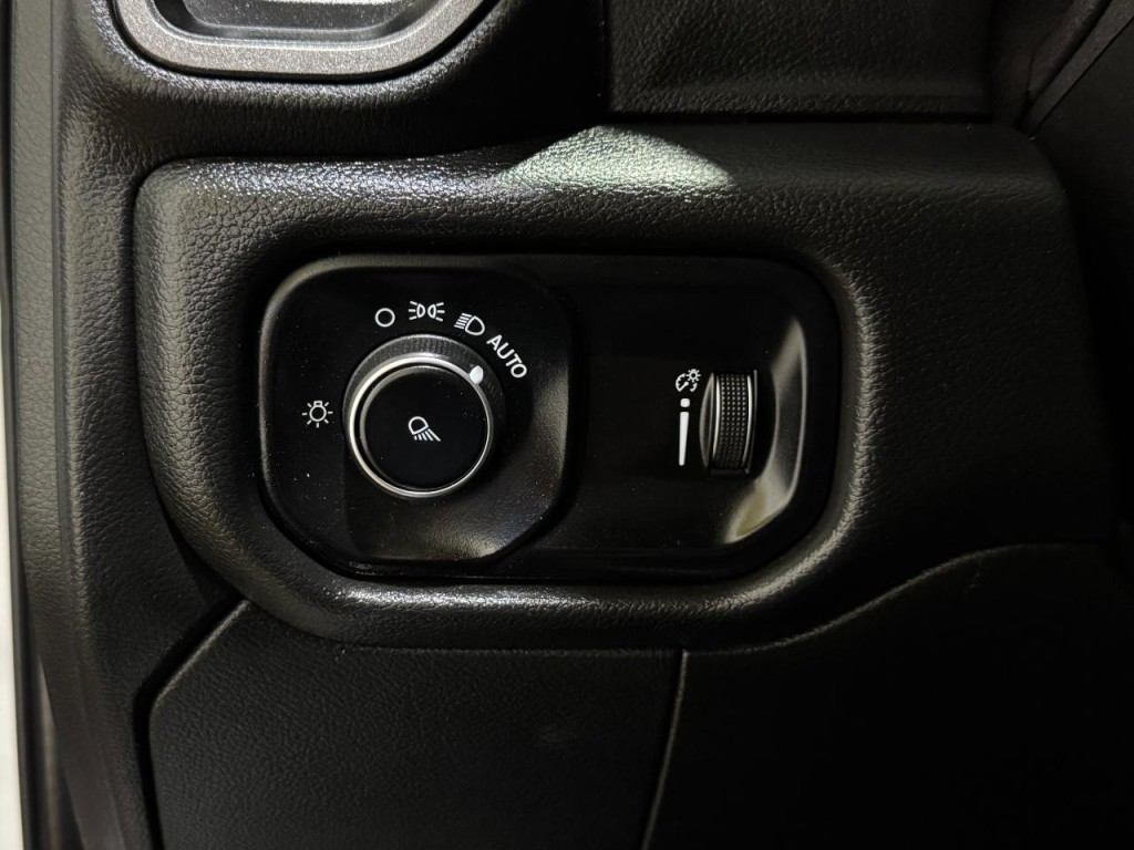 2023 RAM 2500 Image 21